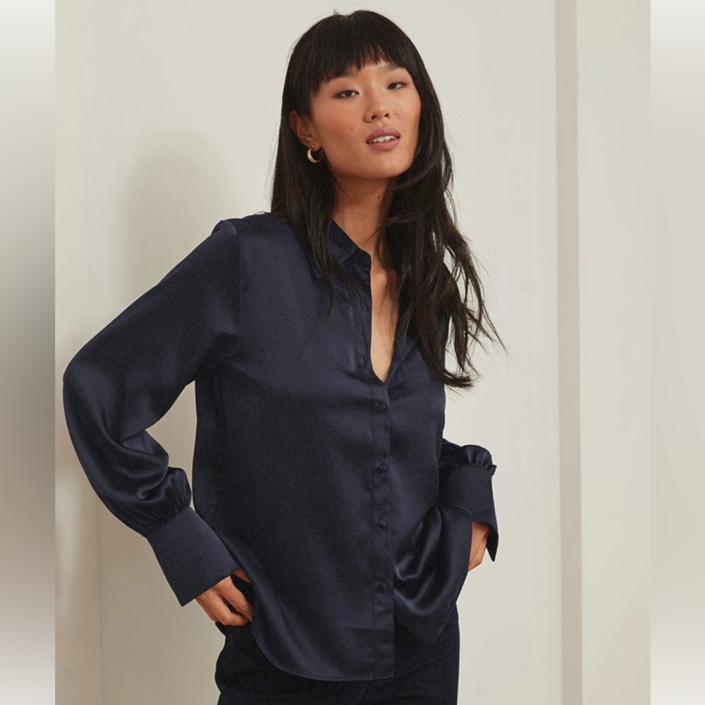 RW&CO Silky Long Puffy Sleeve Button Down Blouse 🥂👠🎄🔥